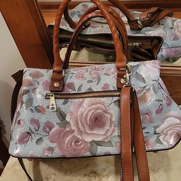 Patricia Nash | Crackled Rose Garden Purse - Picture 4 of 16
